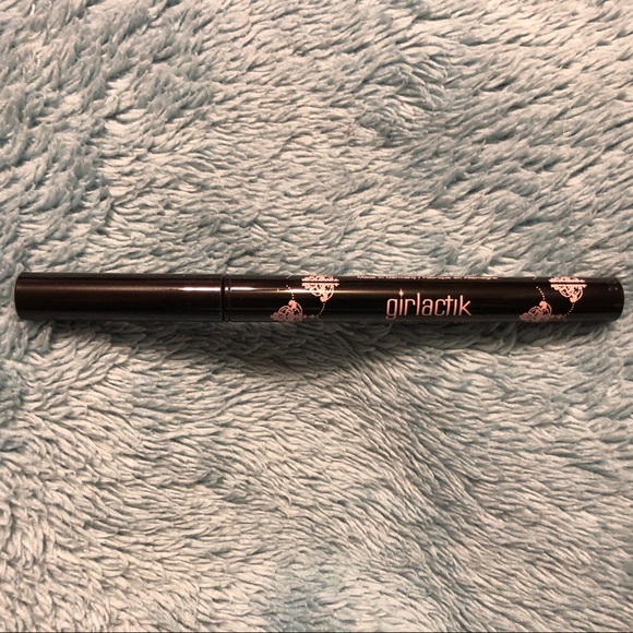 Girlactik eyeliner marker